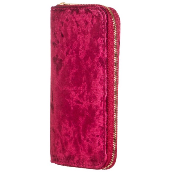 Velvet Wallet - Picture 5 of 6